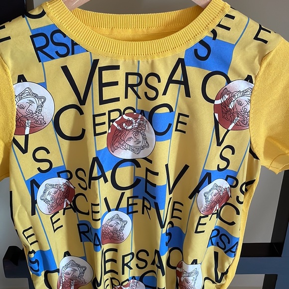 Yellow top with knit sleeves and neck - Picture 3 of 5